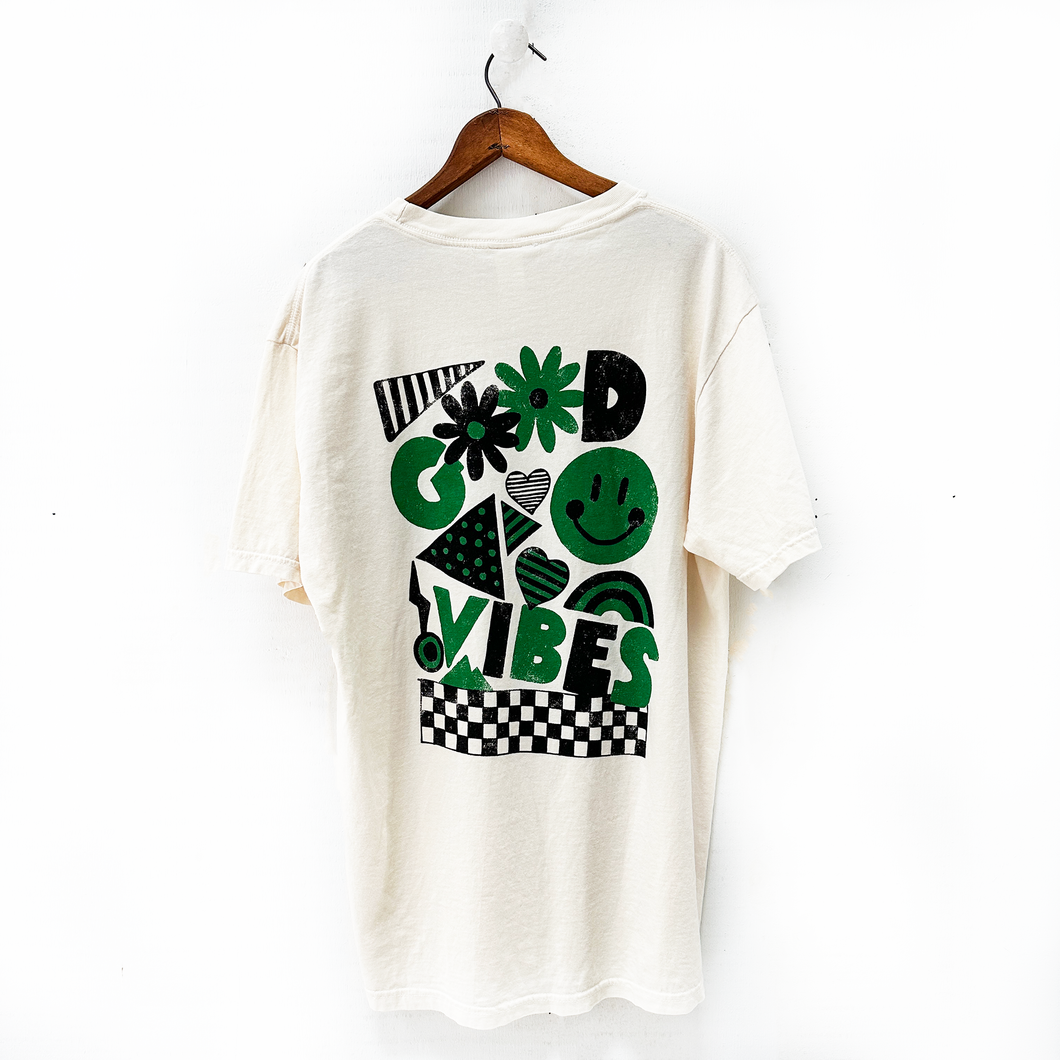 Good Vibes Smiley T-Shirt