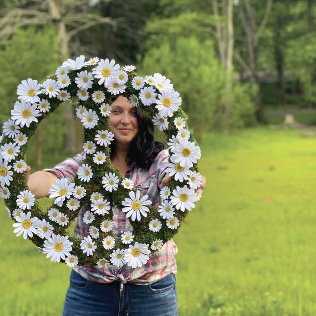Daisy Peace Wreath - 24