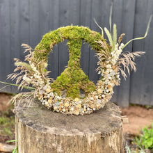 Load image into Gallery viewer, Preserved Peace Wreath
